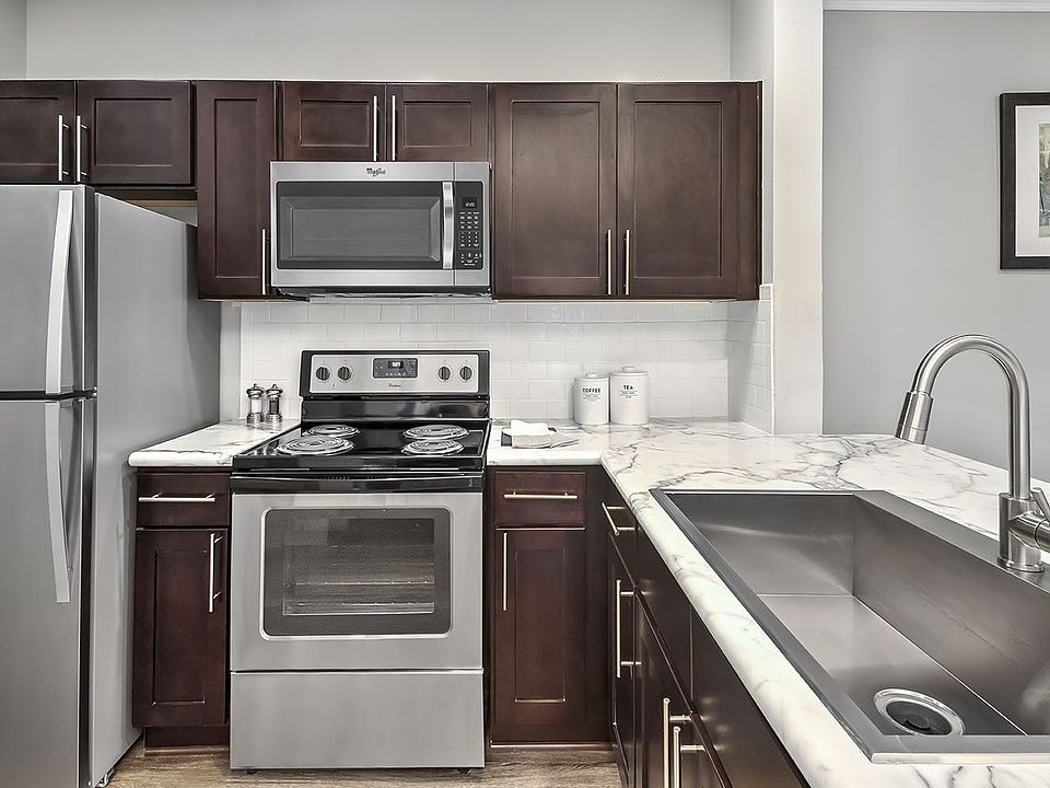 1st image of 1013 Summit West Dr #1423