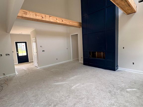 4th image of 1553 Eastbay Dr