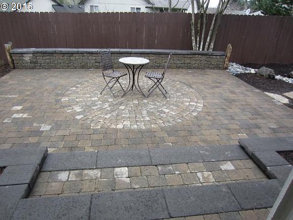 3rd image of 1900 NE 104th Ave