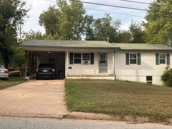 815 E Prospect Ave, Harrison, AR 72601