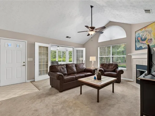 3814 Vineyards Lake Cir NW #U-15, Kennesaw, GA 30144