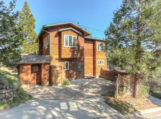 127 Strawberry Ln, Ashland, OR 97520