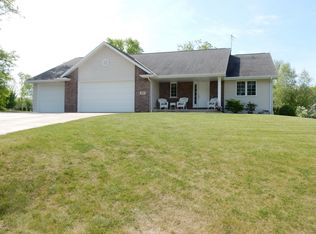 3820 Fischer Rd, Green Bay, WI 54311