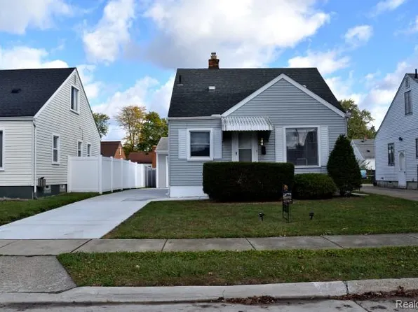 444 Detroit Ave, Lincoln Park, MI 48146