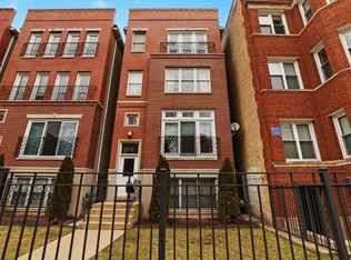 932 W George St APT 3, Chicago, IL 60657