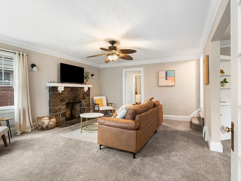 3271 Yorkshire Rd — Photo 15