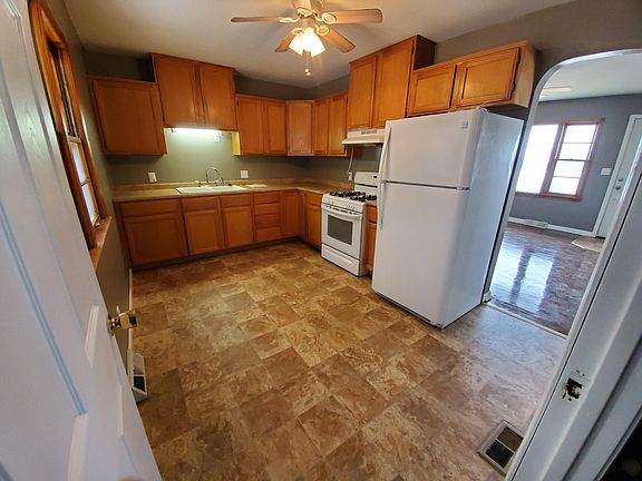 3rd image of 808 N 14th Ave