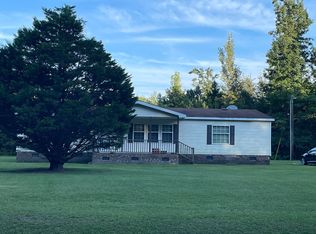 320 Springhill Rd, Maysville, NC 28555