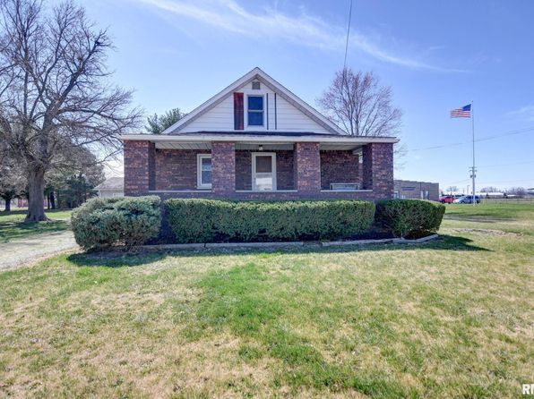 1714 & 1712 W Spresser St, Taylorville, IL 62568