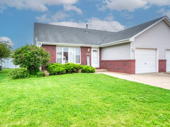 591 Dove Ln, Coal City, IL 60416