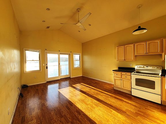 5th image of 1 Horseshoe Lake Rd APT 3