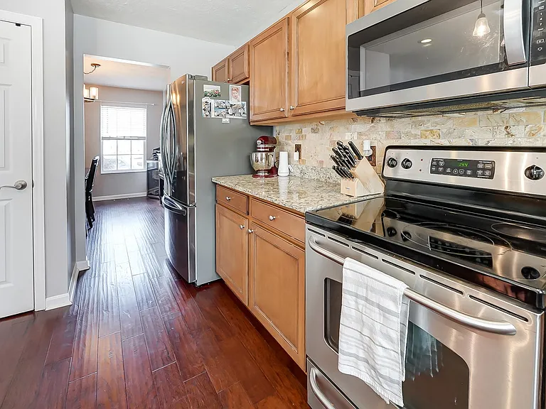 6700 Bartlett Ct — Photo 11