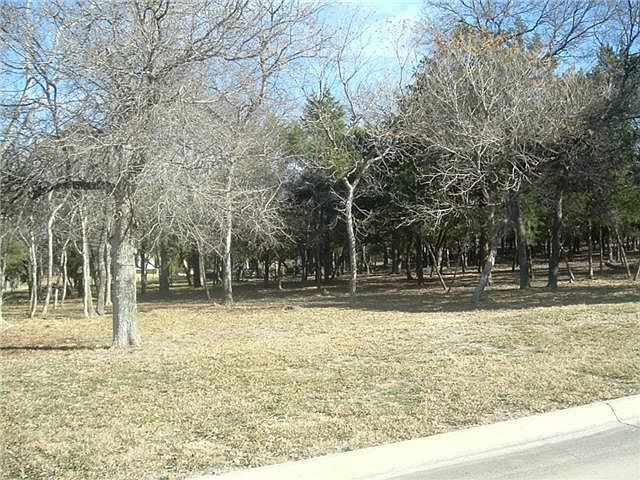 1st image of 2208 Bluff Ct