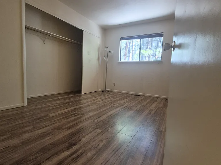 858 Southwood Blvd #3 — Photo 11