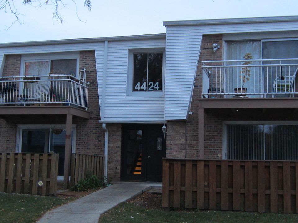 1st image of 4424 Euclid Ave APT 1D