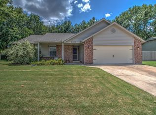 2225 W Quinton St, Broken Arrow, OK 74011