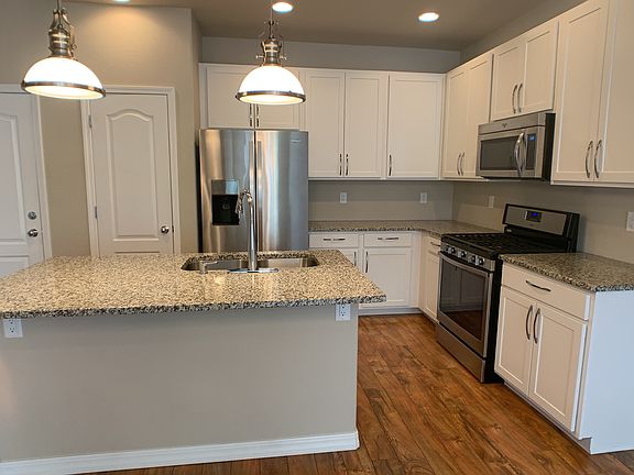 8946_bella_flora_c_08072020