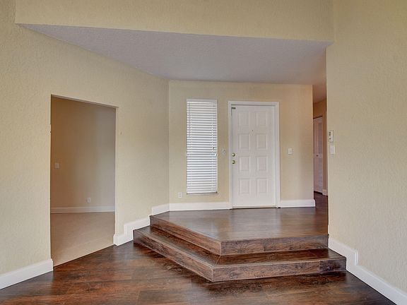 3rd image of 6154 Country Fair Circle E