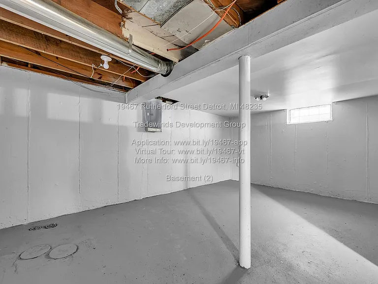 19467 Rutherford St — Photo 11