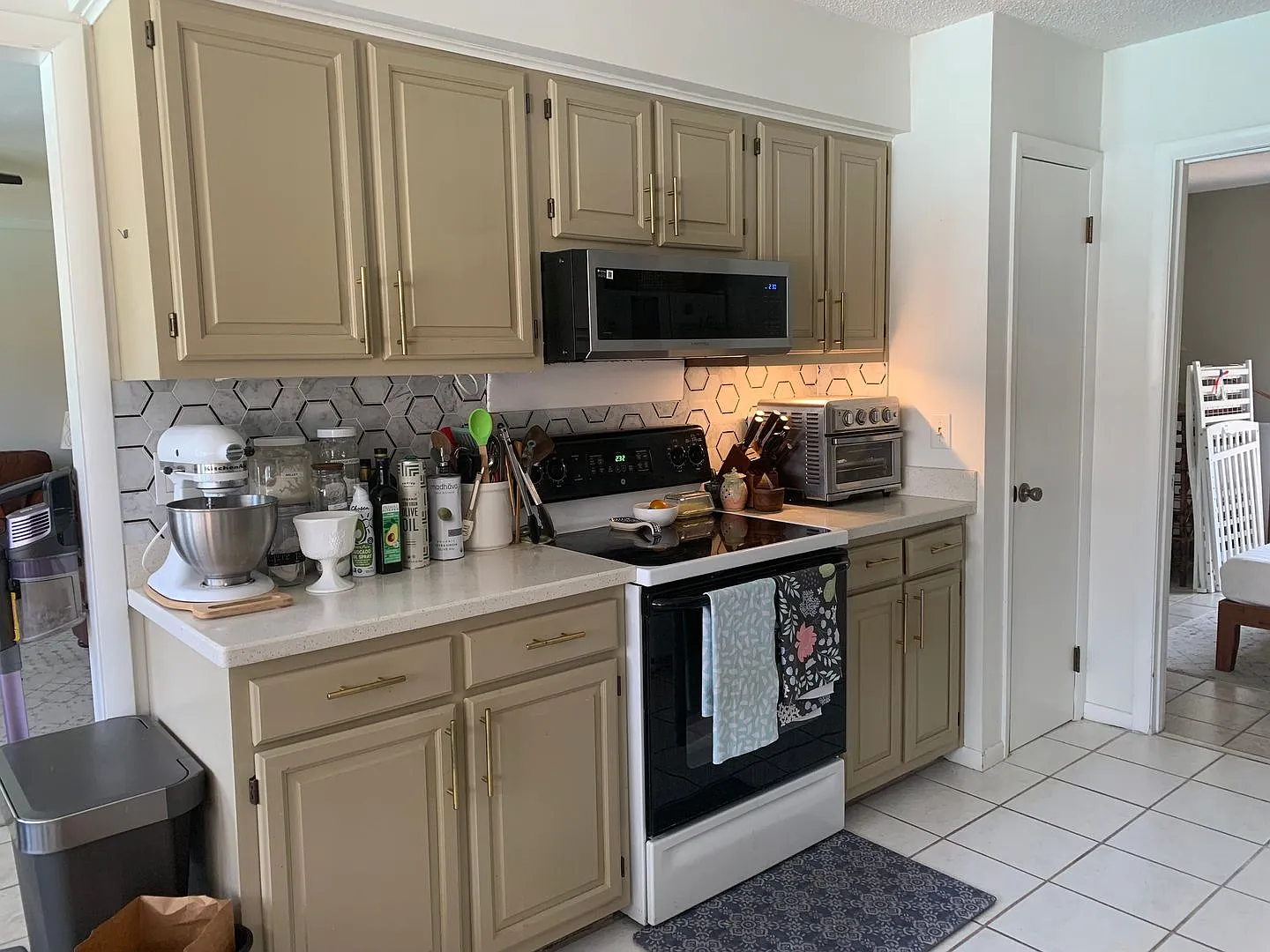 4 bed/3 bath in Gulf Breeze! — Photo 2