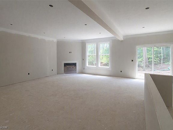 3rd image of 4501 Brookhaven Dr