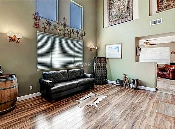 4th image of 1701 Sabatini Dr