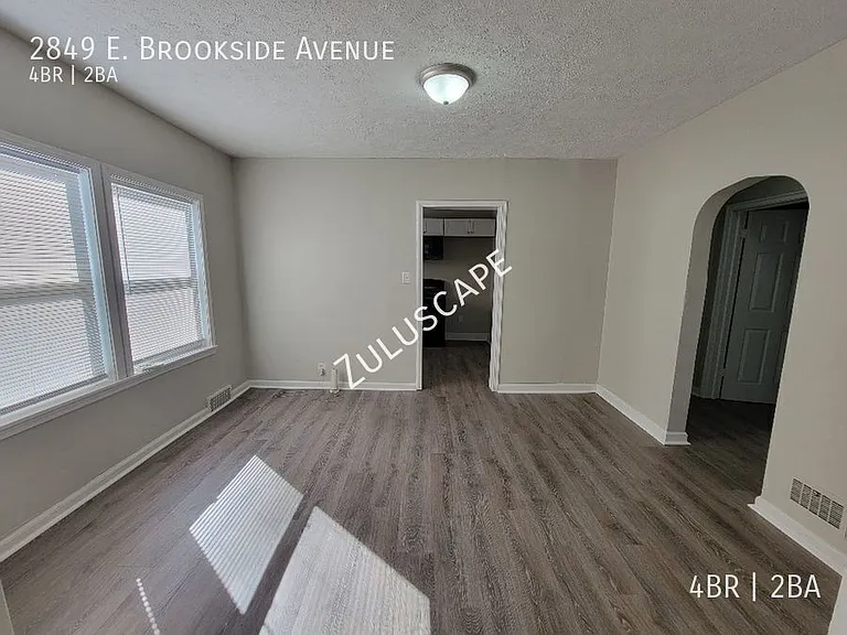 2849 E Brookside Ave — Photo 11