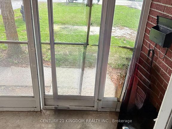 3rd image of 35 Homestead Rd