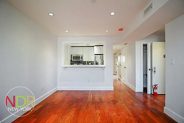 Rented by Next Door Realty NYC | media 4
