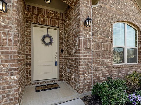 3rd image of 9221 Bronze Meadow Dr