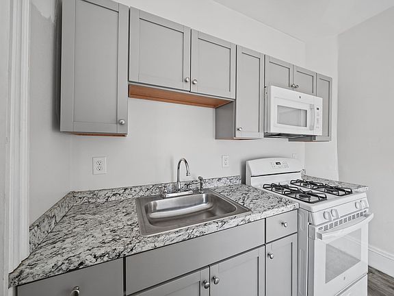 5th image of 14 Ripley St #2-R