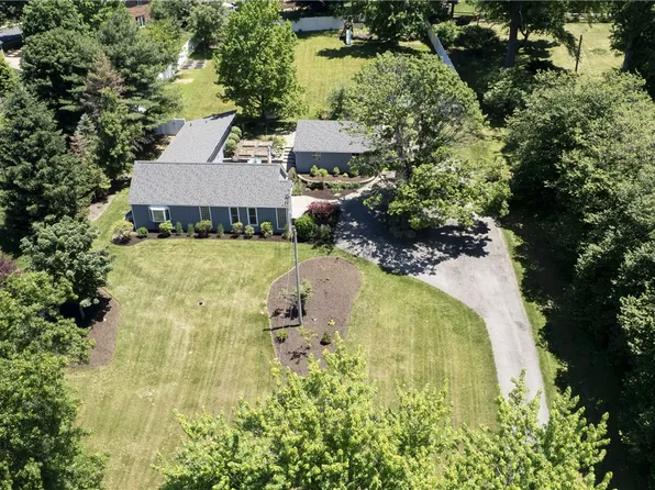 10246 Twin Hill Rd, Wexford, PA 15090