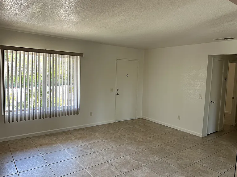 1800 N Mira Loma Way — Photo 2