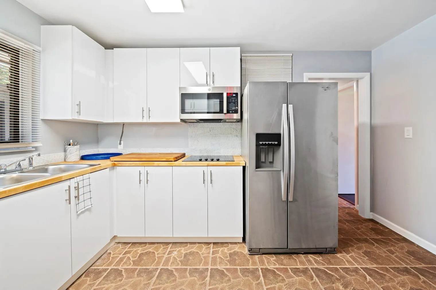 1 bed, 1.0 bath, 538 sqft, $3,504 — Photo 4