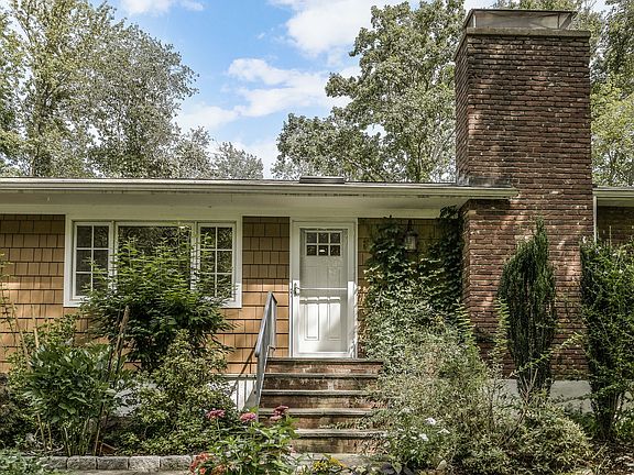 1 Lakeview Rd North Salem, NY 10560(02of25).jpg