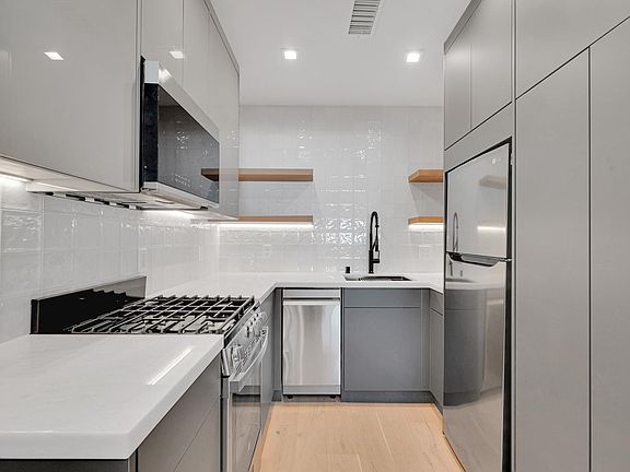 2nd image of 6366 E Tamarind St