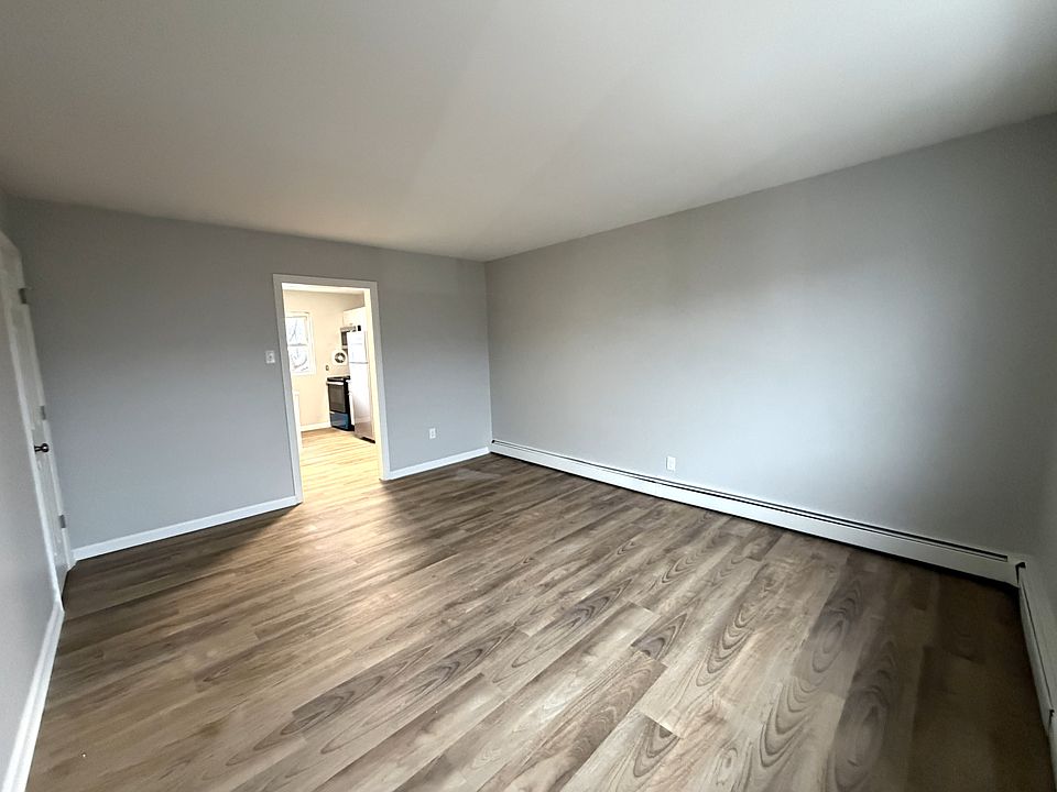 1st image of 4410 W 8th St APT 4
