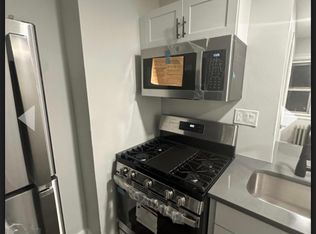 526 S 10th Ave #2, Mount Vernon, NY 10550