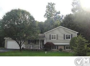 5700 Brooks Dr, Oxford, MI