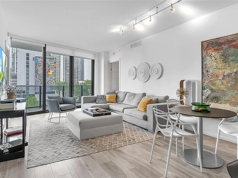 801 S Miami Ave #1102 — Photo 5