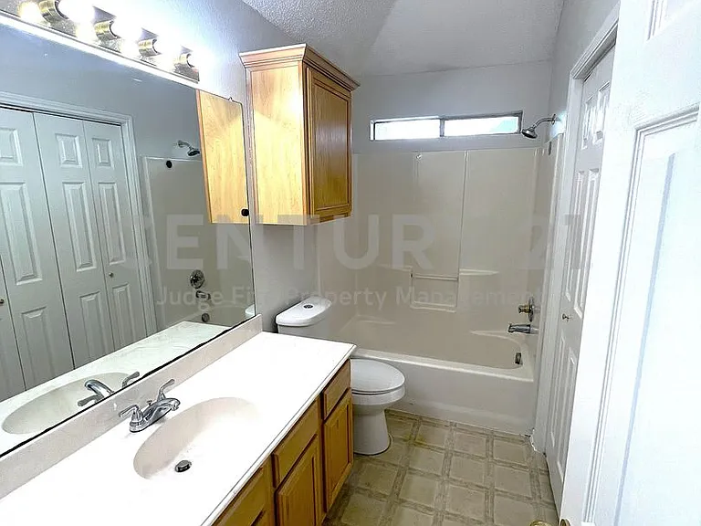 112 Walnut Ln — Photo 11