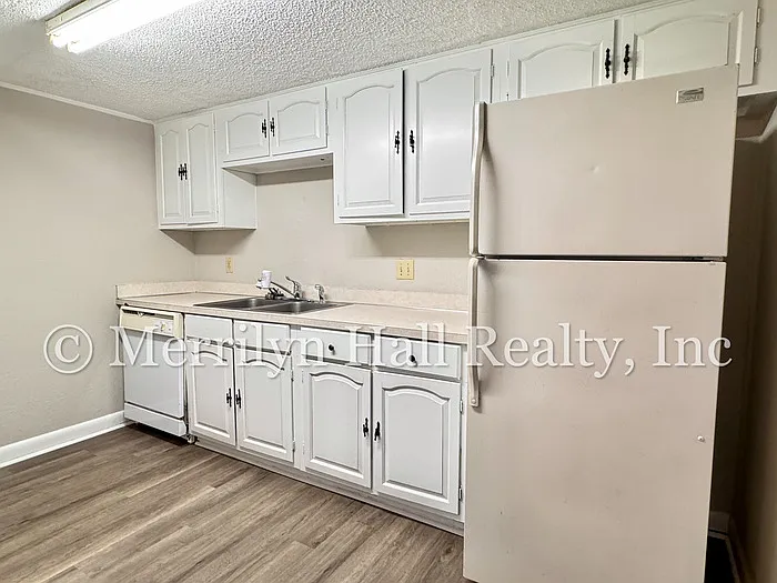 122 Jefferson Pl — Photo 4