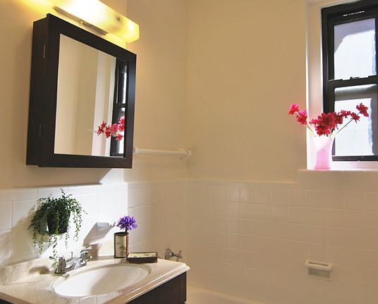 4th image of 3515 84th St APT 5E