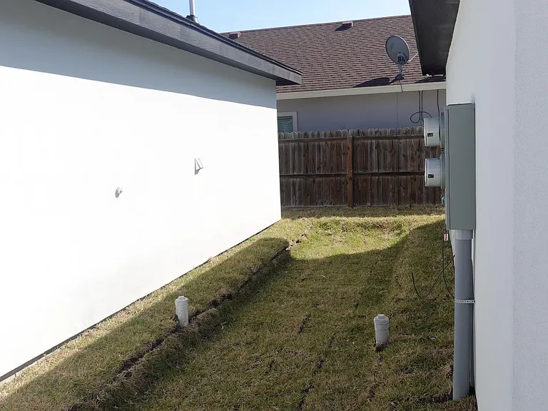 2707 Larkspur Ave #1 — Photo 22