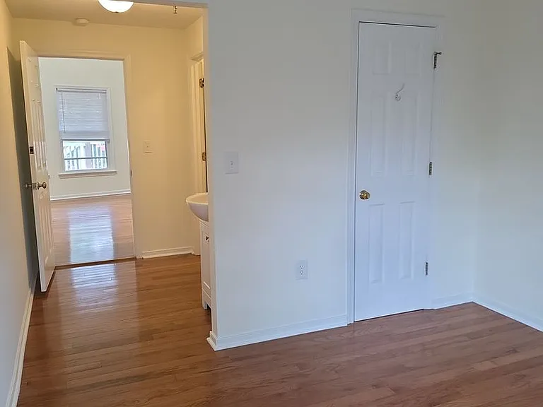 610 Rugby Rd #D — Photo 22