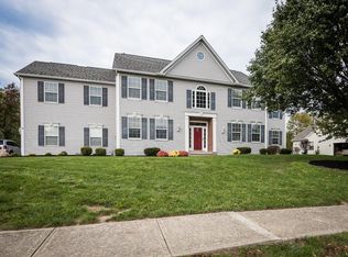 11082 Napa Valley Ln, Fishers, IN 46037