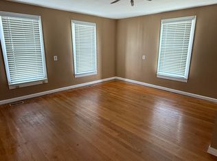 1488 W Saloma Rd, Campbellsville, KY 42718