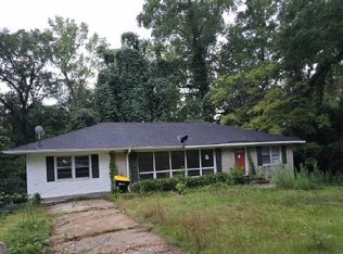 452 Sunset Cir, Forsyth, GA 31029