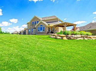 3571 Cypress Pointe Dr, Bellbrook, OH 45305