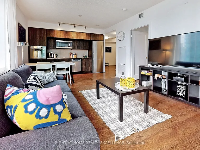 10 York St #2203 — Photo 9